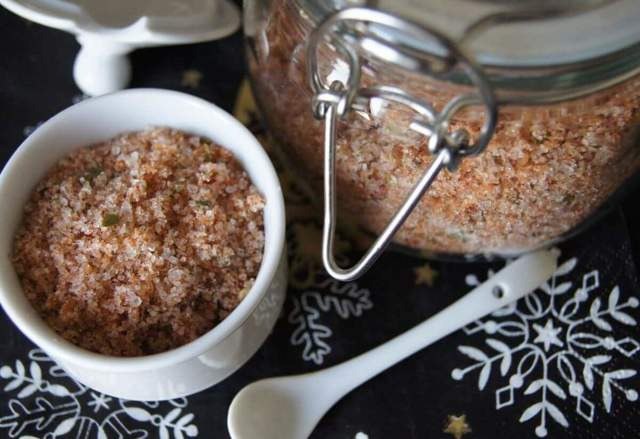 Sól adygejska: korzyści dla organizmu